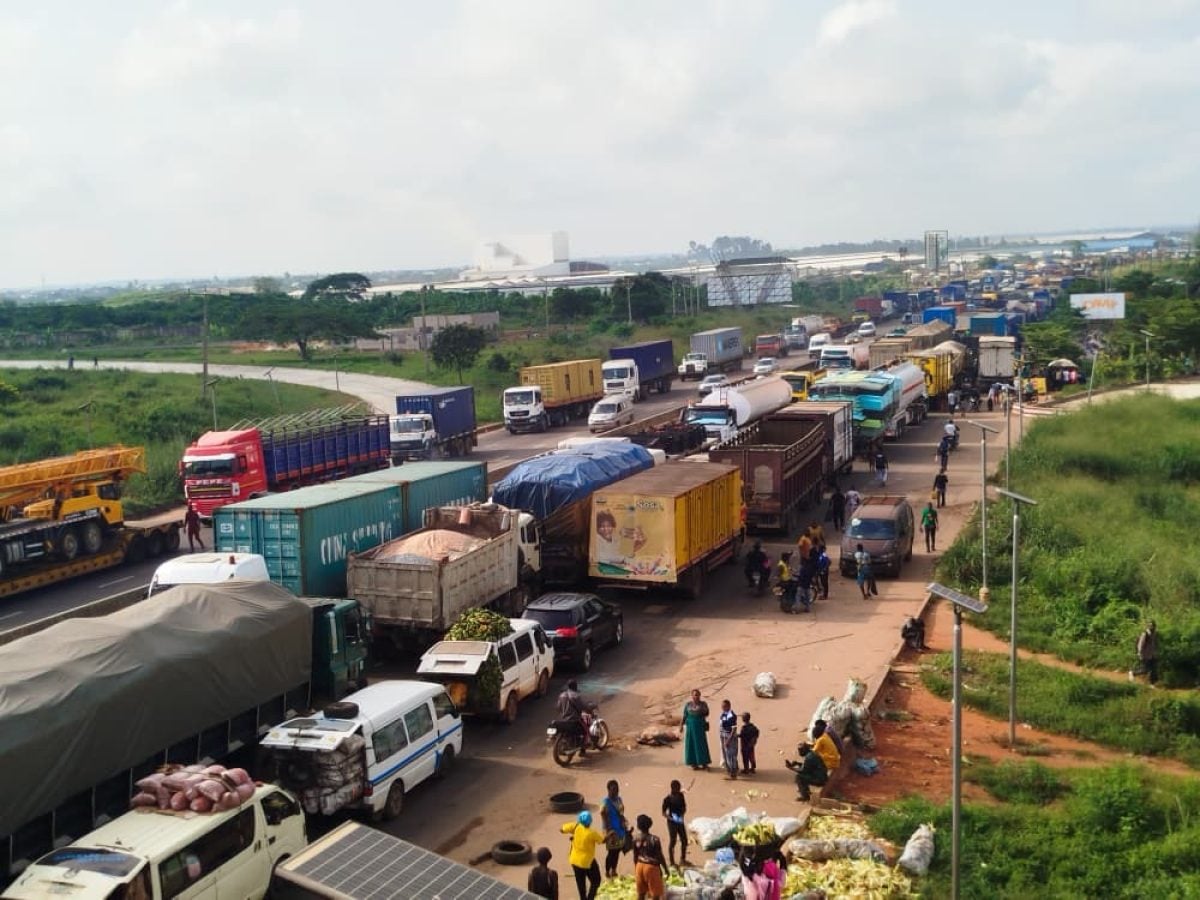 Hundreds Of Trailers Stranded In Ekiti Gridlock, Spurring Economic Loss