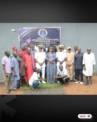 Cross River Community Receives Solar Borehole, Town Hall From Nigerian Navy