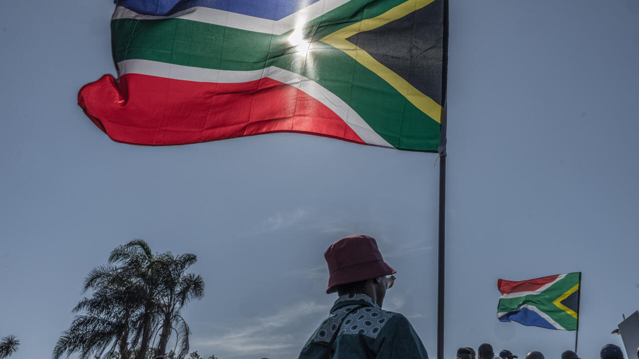 Economic Alert: South African GDP Contracts 0.1% Ahead Of Local Polls