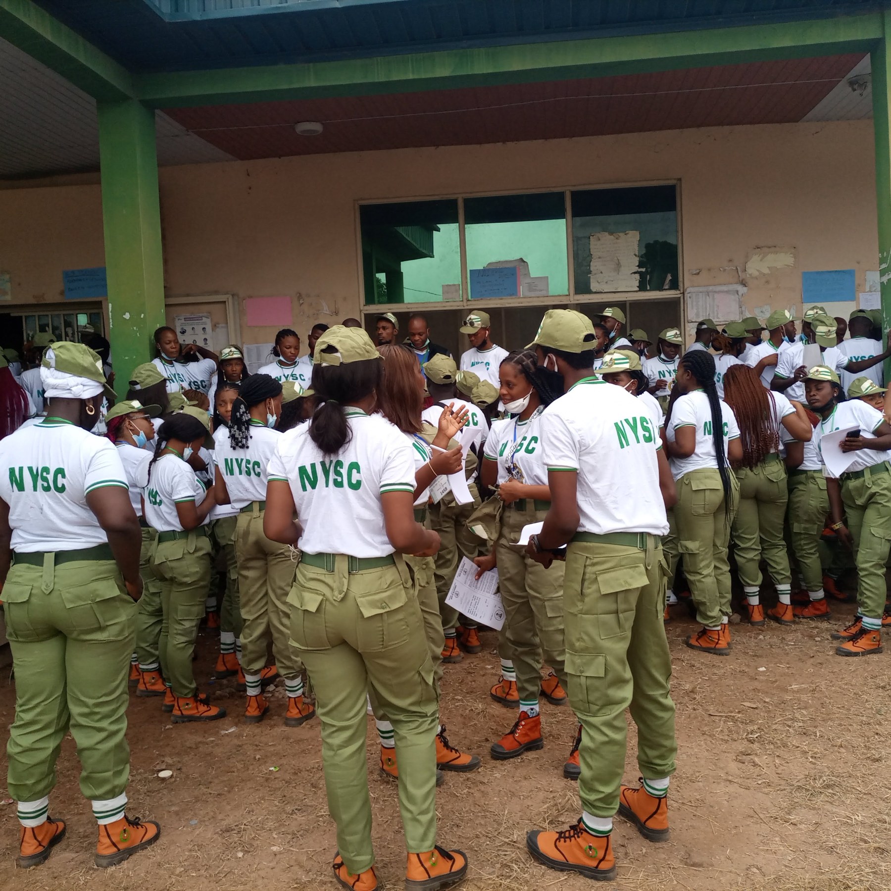 Abducted Corps Members: Parents Beg Olubadan For Help As Kidnappers Demand N1bn Ransom
